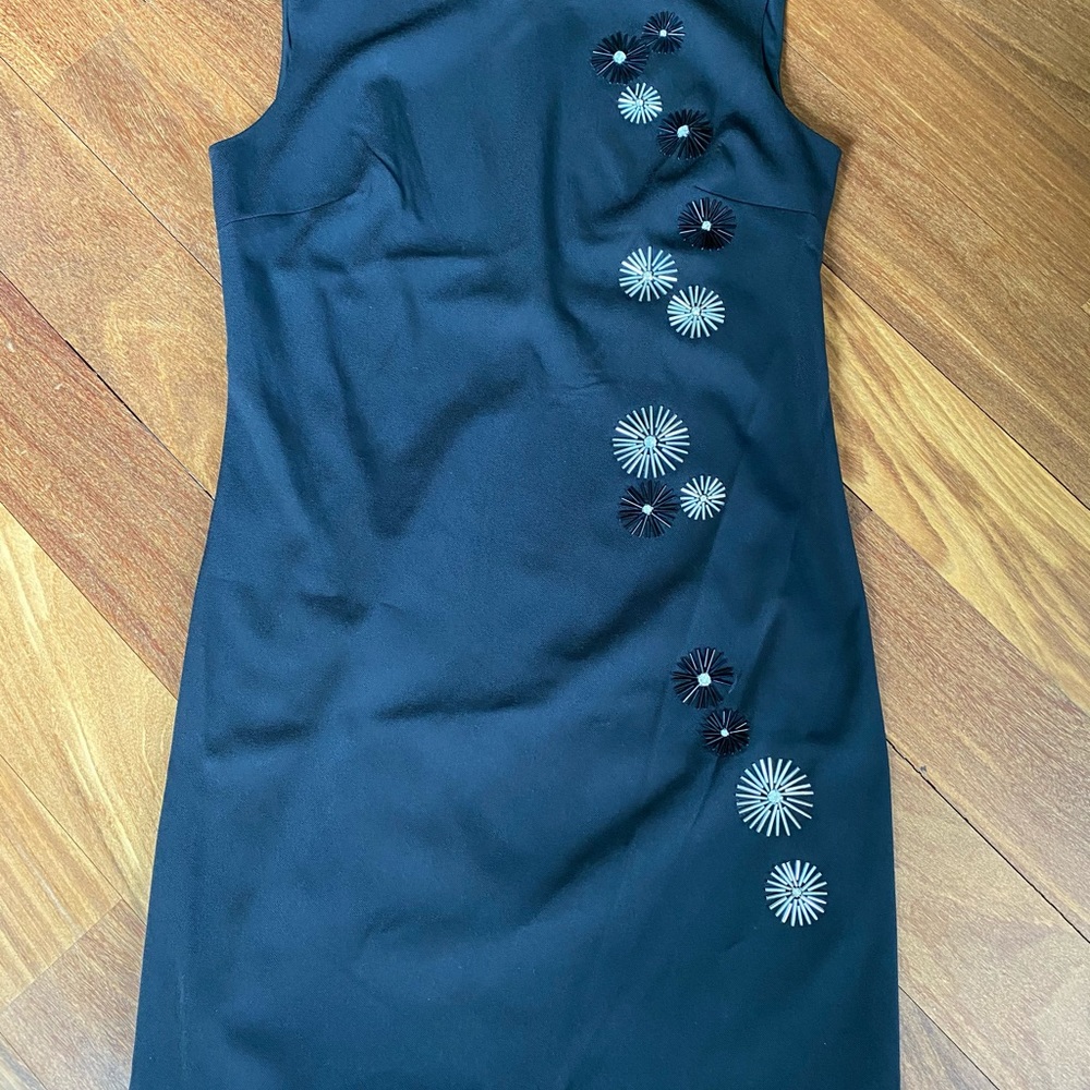 Few Moda Elegant black shift with beading